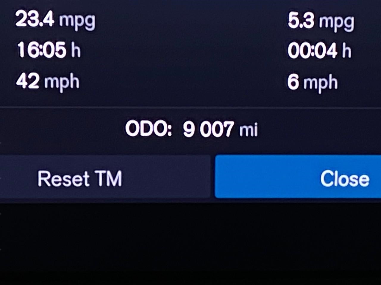 2026 Volvo XC90 B6 AWD Ultra Dark Theme 7-Seater