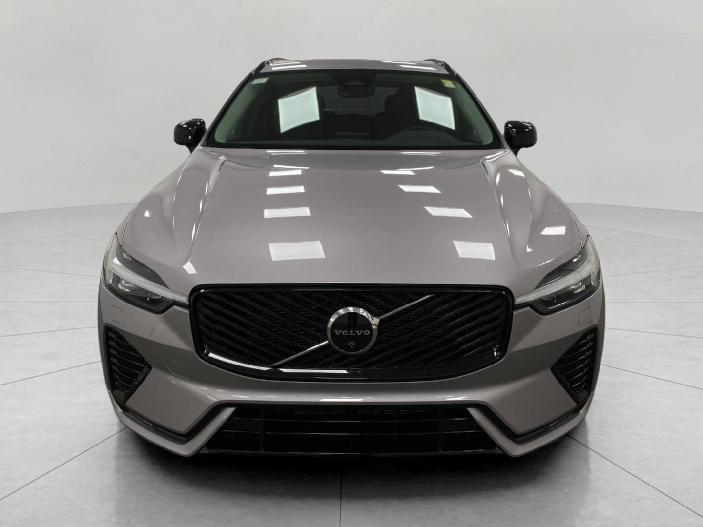 2026 Volvo XC60 B5 AWD Plus