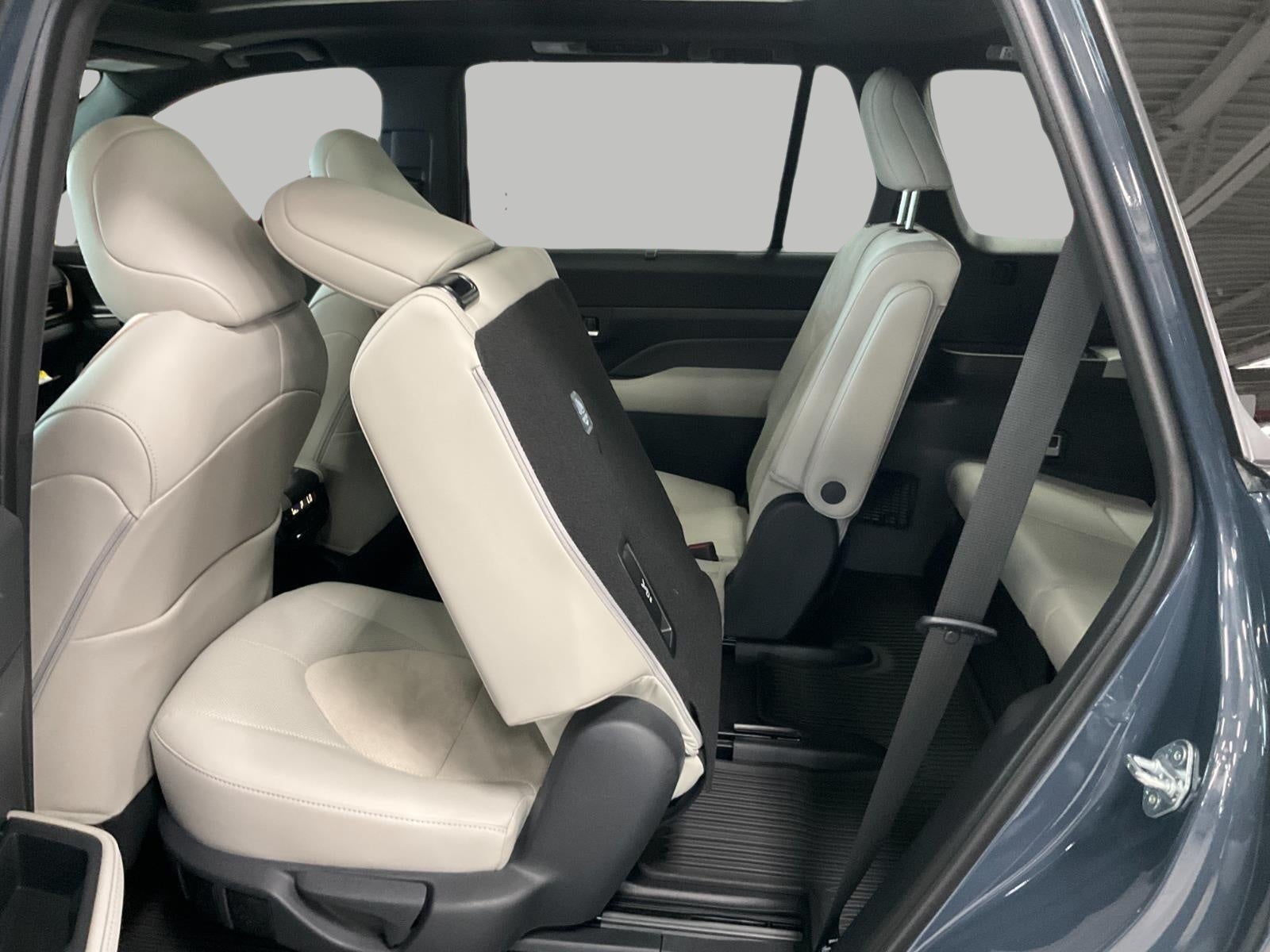 2026 Toyota Grand Highlander Hybrid MAX Limited