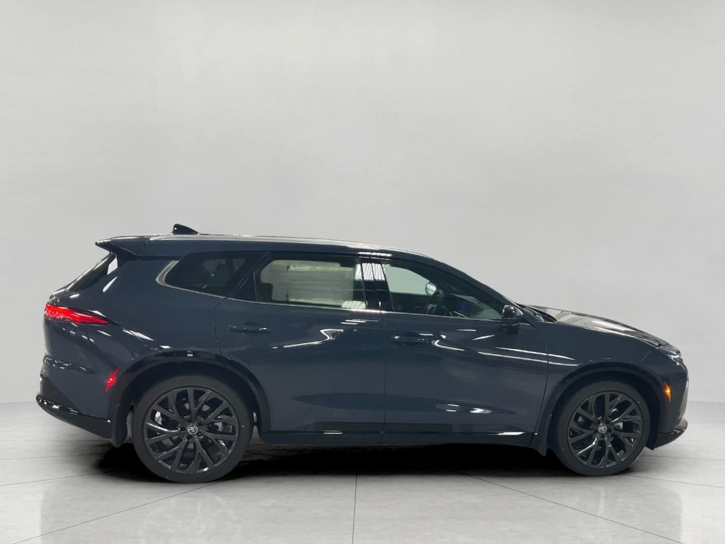 2025 Toyota Toyota Crown Signia Limited