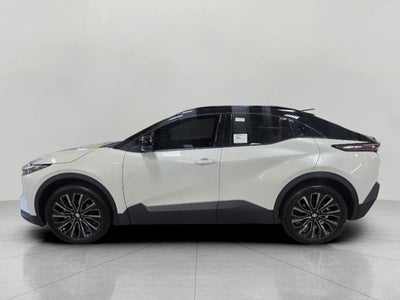 2026 Toyota C-HR XSE