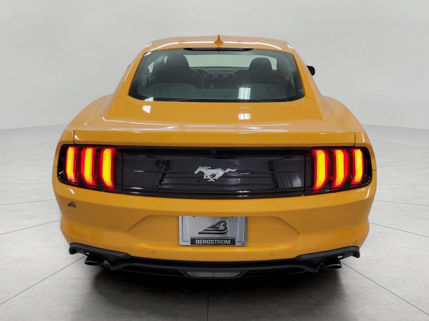 2022 Ford Mustang EcoBoost Fastback