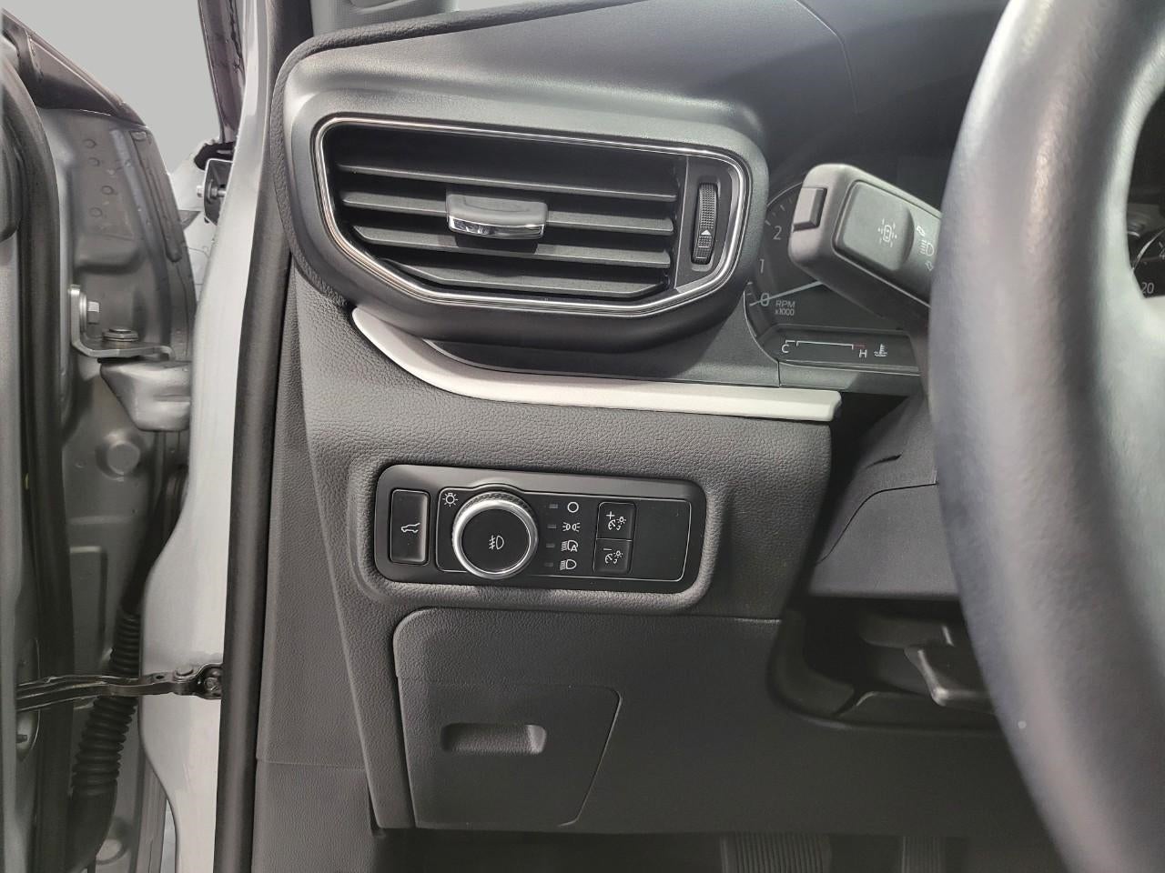2023 Ford Explorer XLT 4WD
