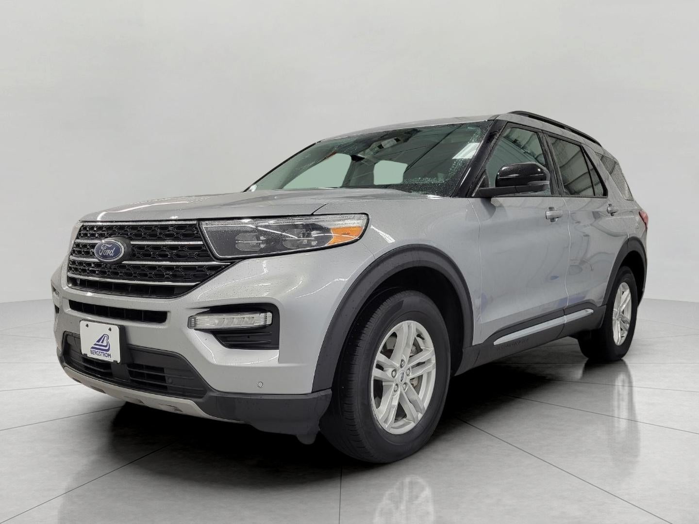 2023 Ford Explorer XLT 4WD