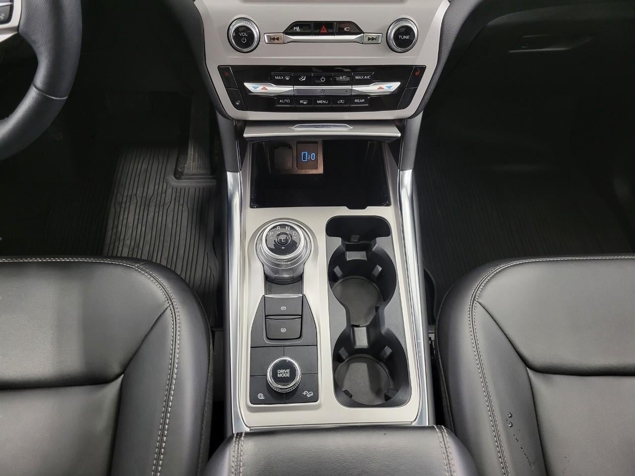 2023 Ford Explorer XLT 4WD