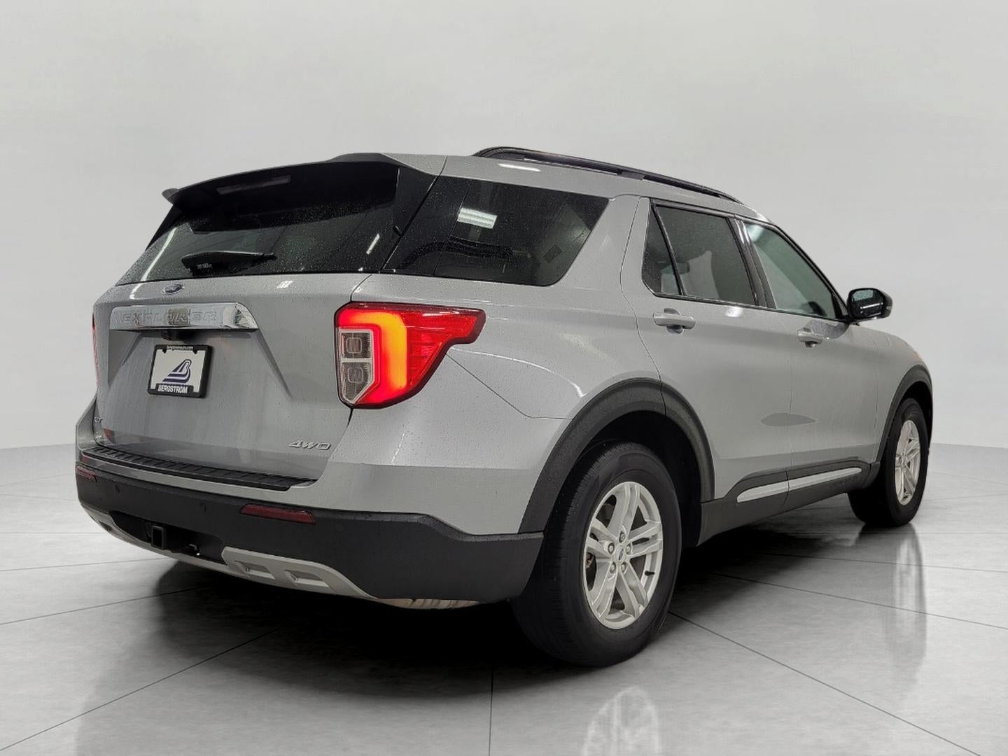2023 Ford Explorer XLT 4WD