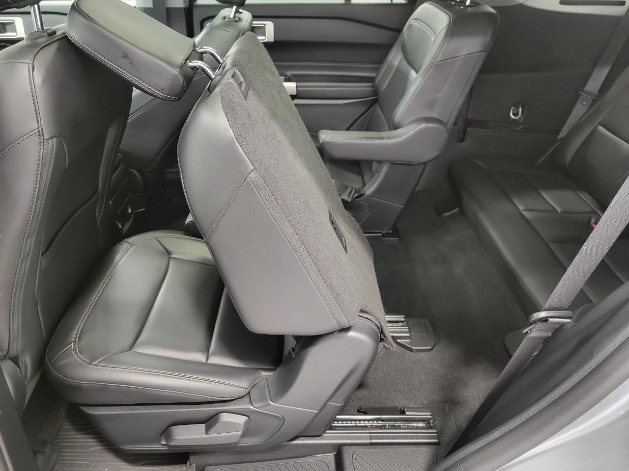 2023 Ford Explorer XLT 4WD