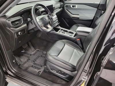 2023 Ford Explorer XLT 4WD