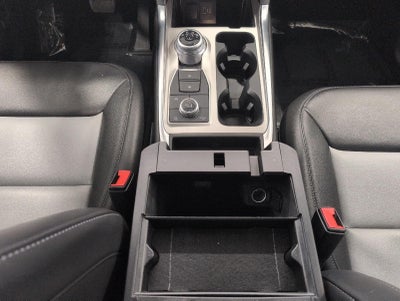 2024 Ford Explorer XLT 4WD