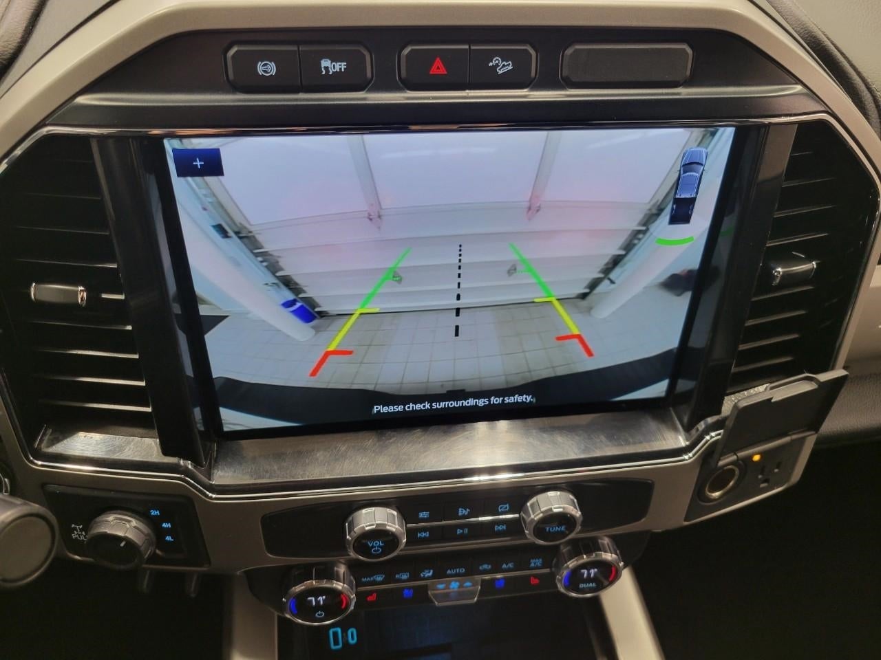 2022 Ford F-350 LARIAT 4WD Crew Cab 6.75' Box