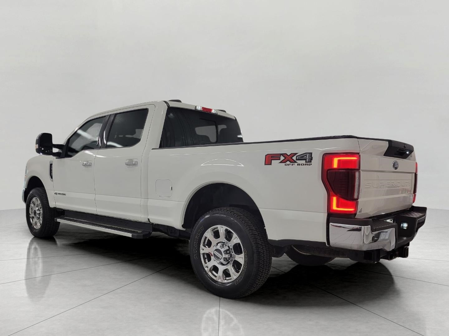 2022 Ford F-350 LARIAT 4WD Crew Cab 6.75' Box