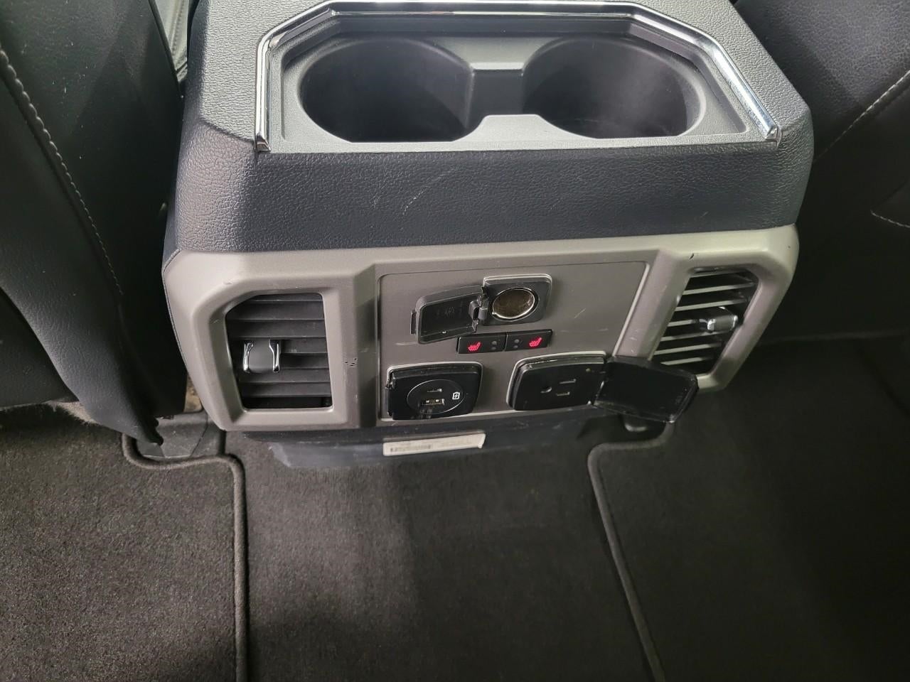 2022 Ford F-350 LARIAT 4WD Crew Cab 6.75' Box