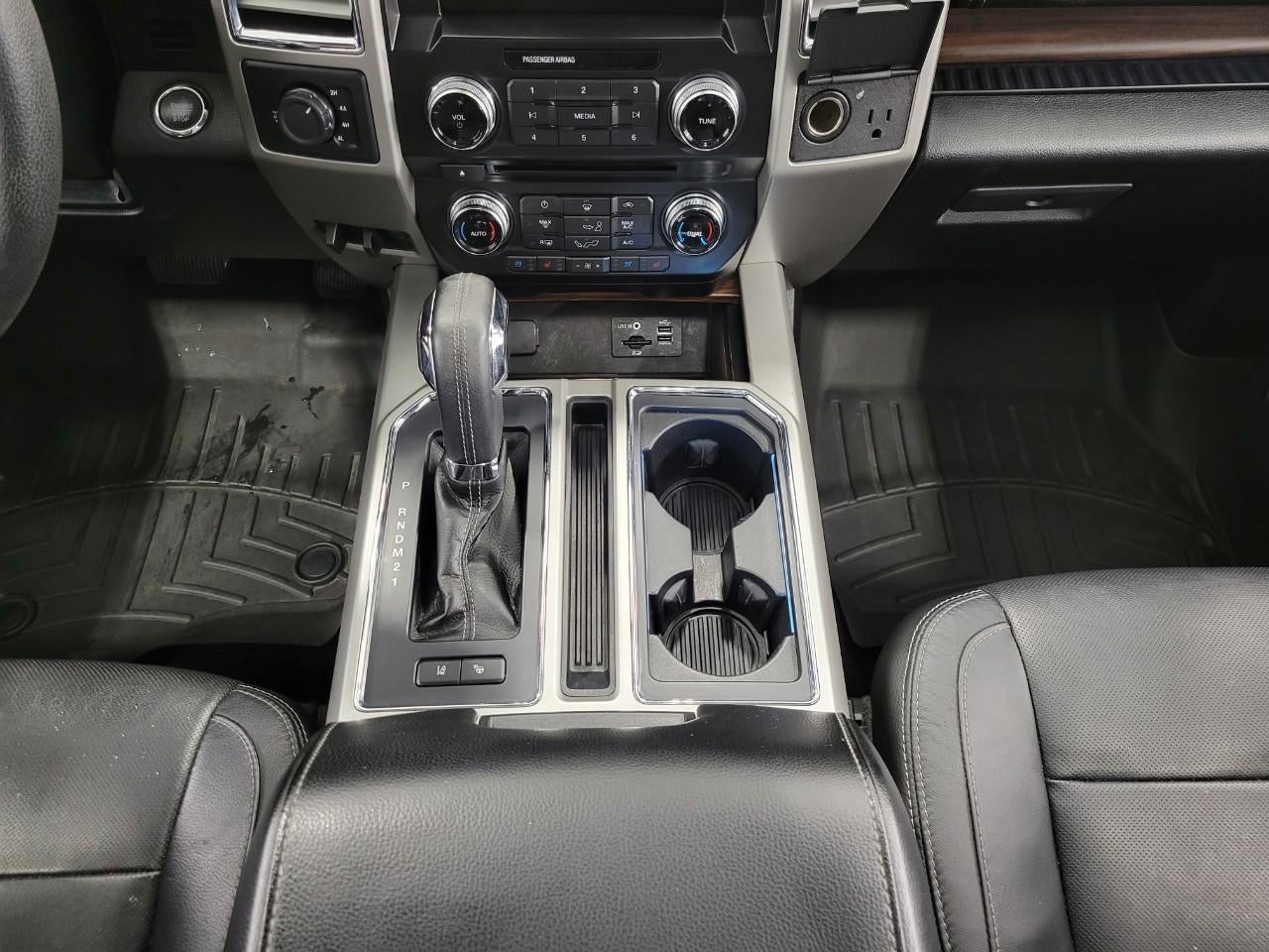 2015 Ford F-150 4WD SuperCrew 145 Lariat