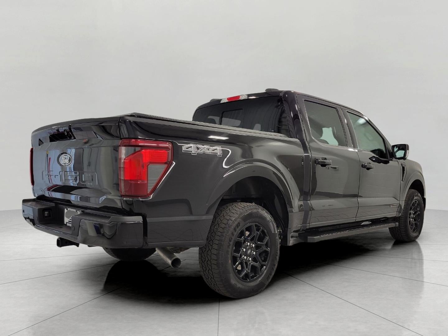 2024 Ford F-150 XLT 4WD SuperCrew 5.5' Box