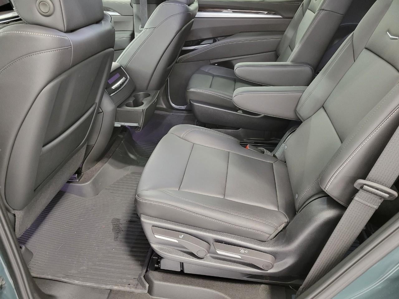 2025 Cadillac Escalade 4WD 4dr Luxury