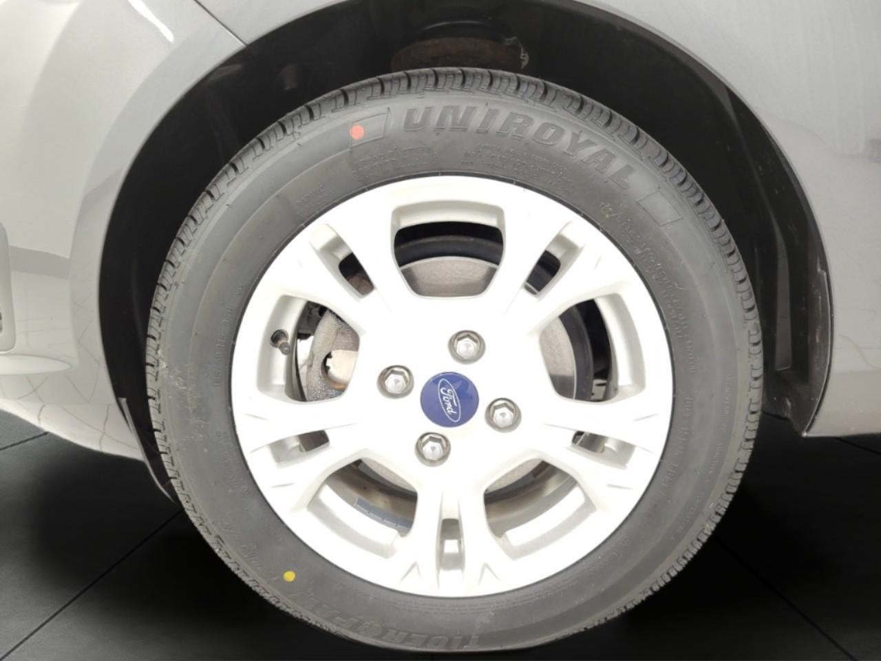 2016 Ford Fiesta 5dr HB SE
