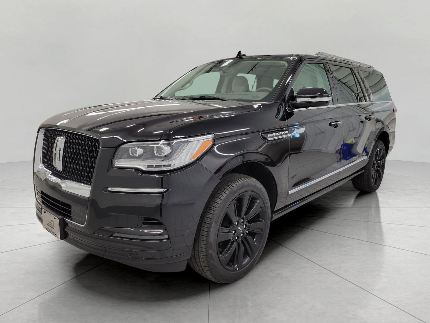 2024 Lincoln Navigator RESERVE 4X4 ** LUXURY PACKAGE ** MONOCHROMATIC PACKAGE **