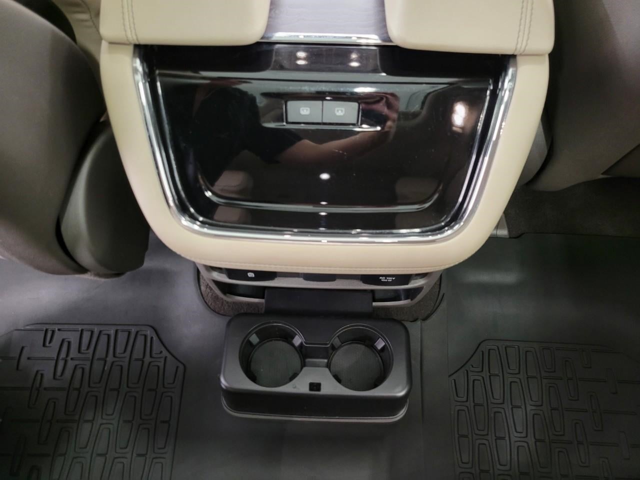 2024 Lincoln Navigator RESERVE 4X4 ** LUXURY PACKAGE ** MONOCHROMATIC PACKAGE **