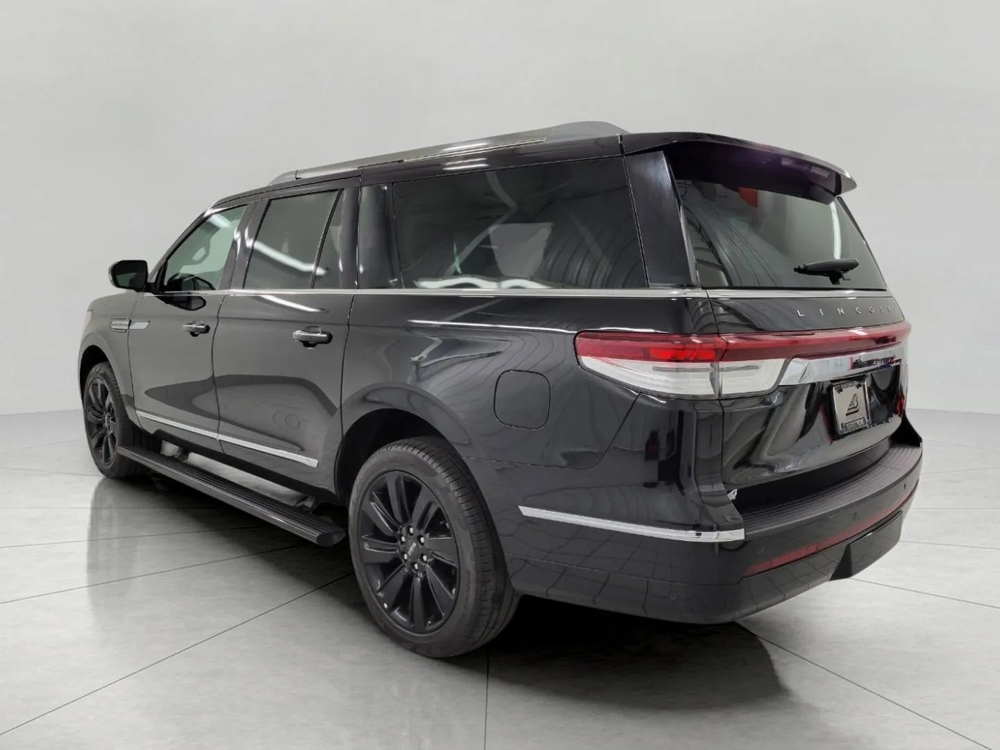 2024 Lincoln Navigator RESERVE 4X4 ** LUXURY PACKAGE ** MONOCHROMATIC PACKAGE **