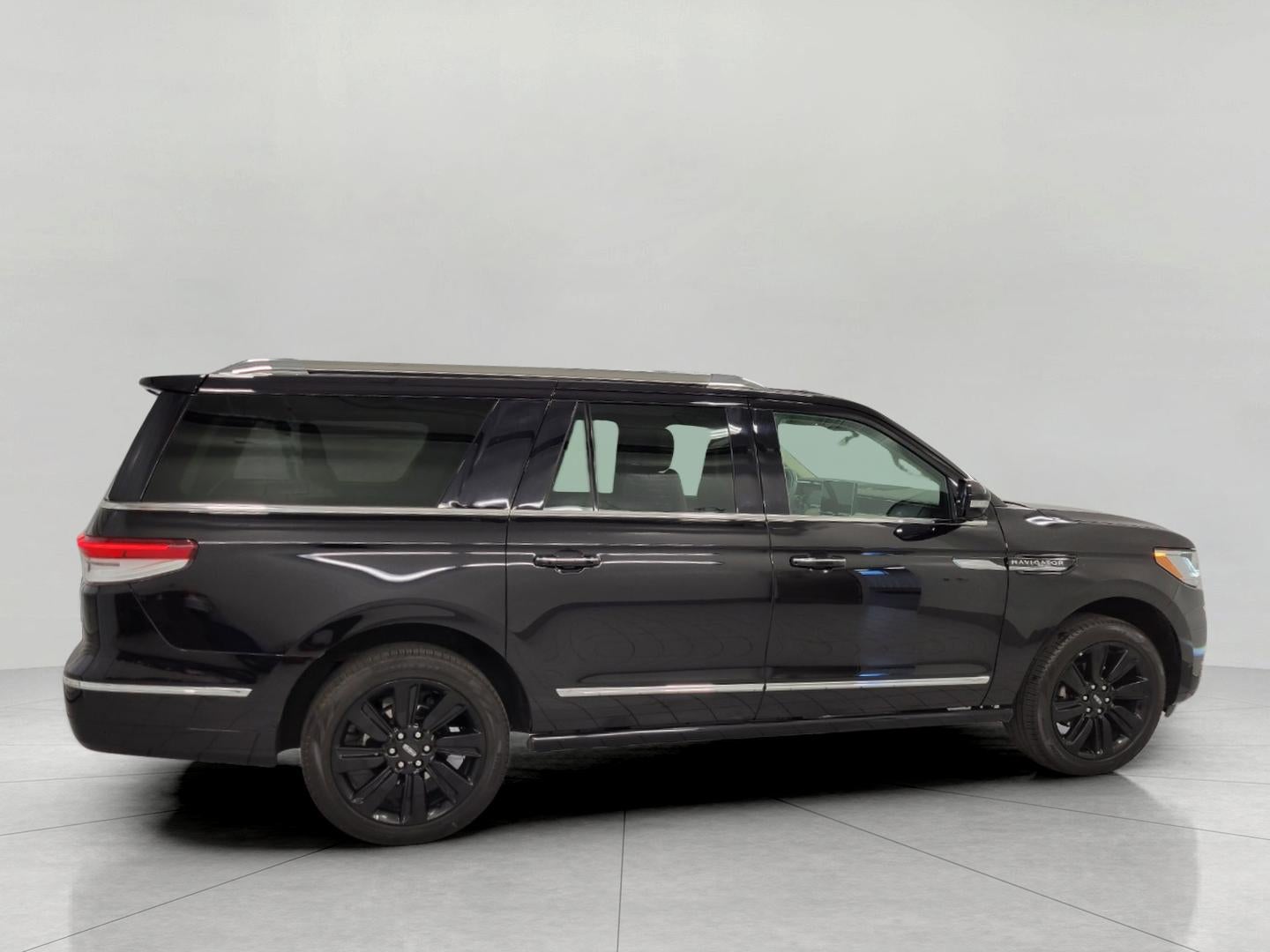2024 Lincoln Navigator RESERVE 4X4 ** LUXURY PACKAGE ** MONOCHROMATIC PACKAGE **