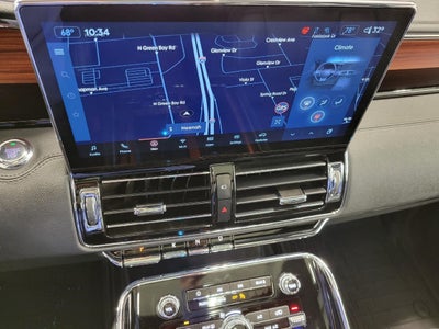 2024 Lincoln Navigator RESERVE 4X4 ** LUXERY PACKAGE ** MONOCHROMATIC PACKAGE ** PANROAMIC SUNROOF **