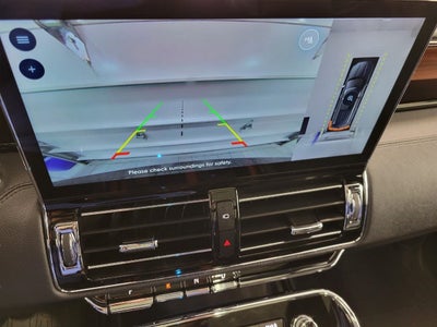 2024 Lincoln Navigator RESERVE 4X4 ** LUXERY PACKAGE ** MONOCHROMATIC PACKAGE ** PANROAMIC SUNROOF **