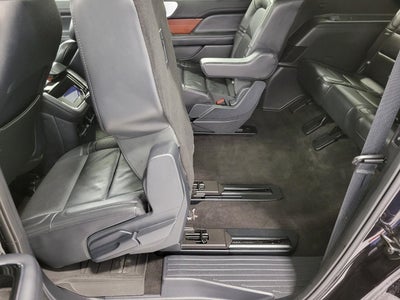 2024 Lincoln Navigator RESERVE 4X4 ** LUXERY PACKAGE ** MONOCHROMATIC PACKAGE ** PANROAMIC SUNROOF **