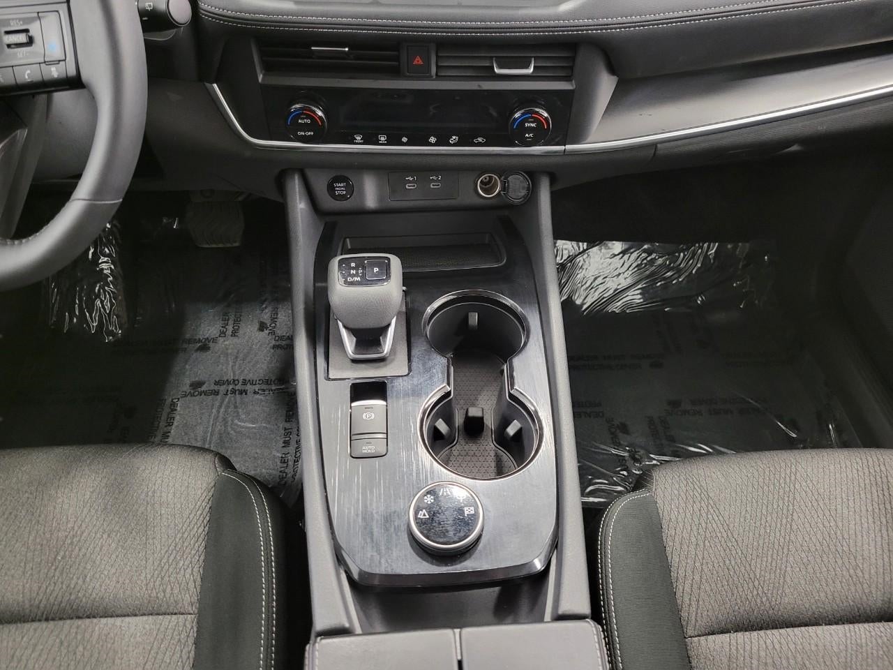 2025 Nissan Rogue AWD SV