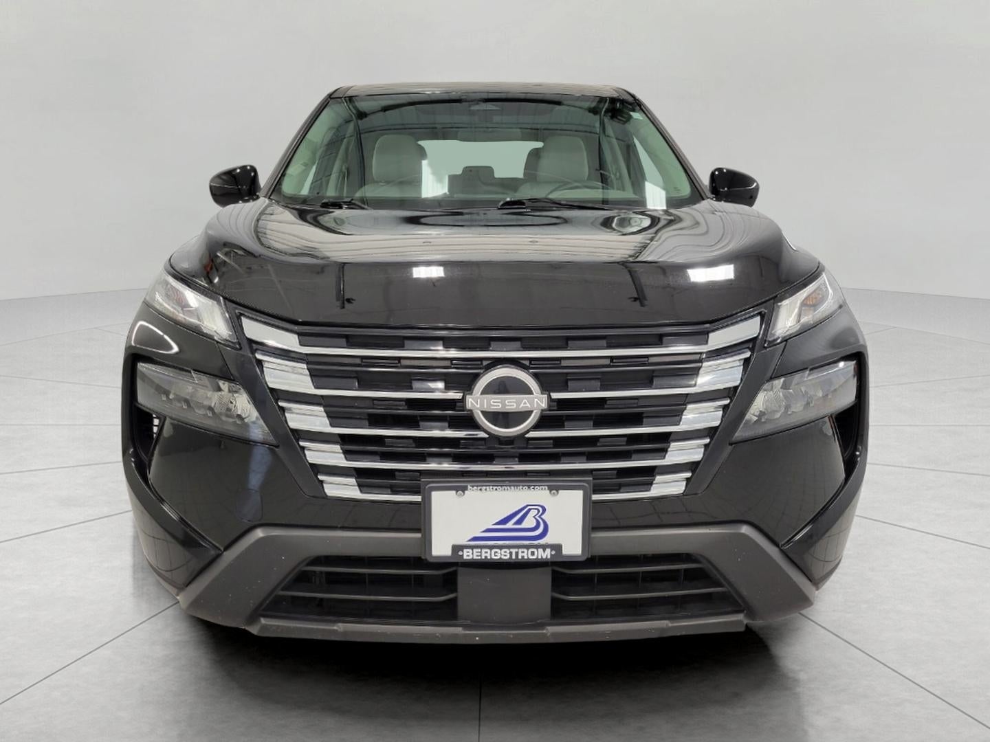 2025 Nissan Rogue AWD SV