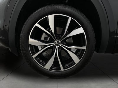 2024 Volkswagen Atlas Cross Sport 2.0T SEL Premium R-Line 4MOTION