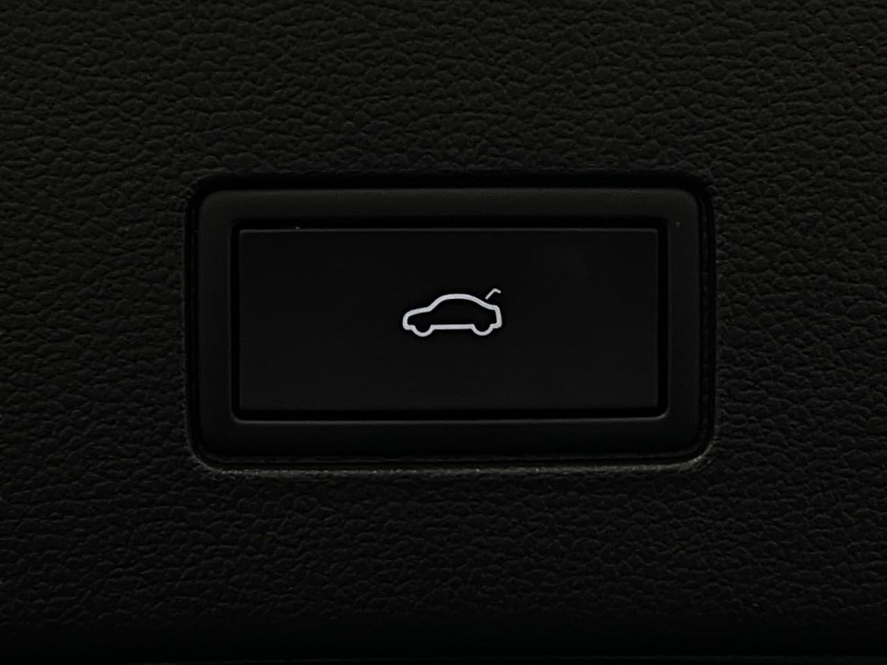 2024 Volkswagen Atlas Cross Sport 2.0T SEL Premium R-Line 4MOTION