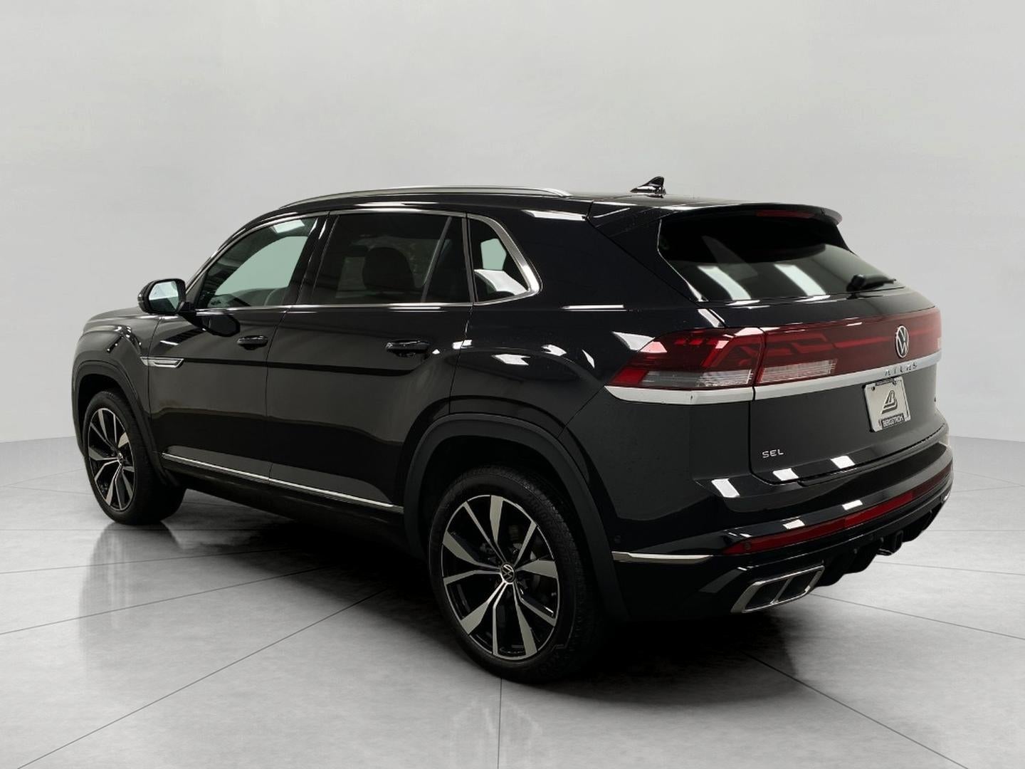 2024 Volkswagen Atlas Cross Sport 2.0T SEL Premium R-Line 4MOTION
