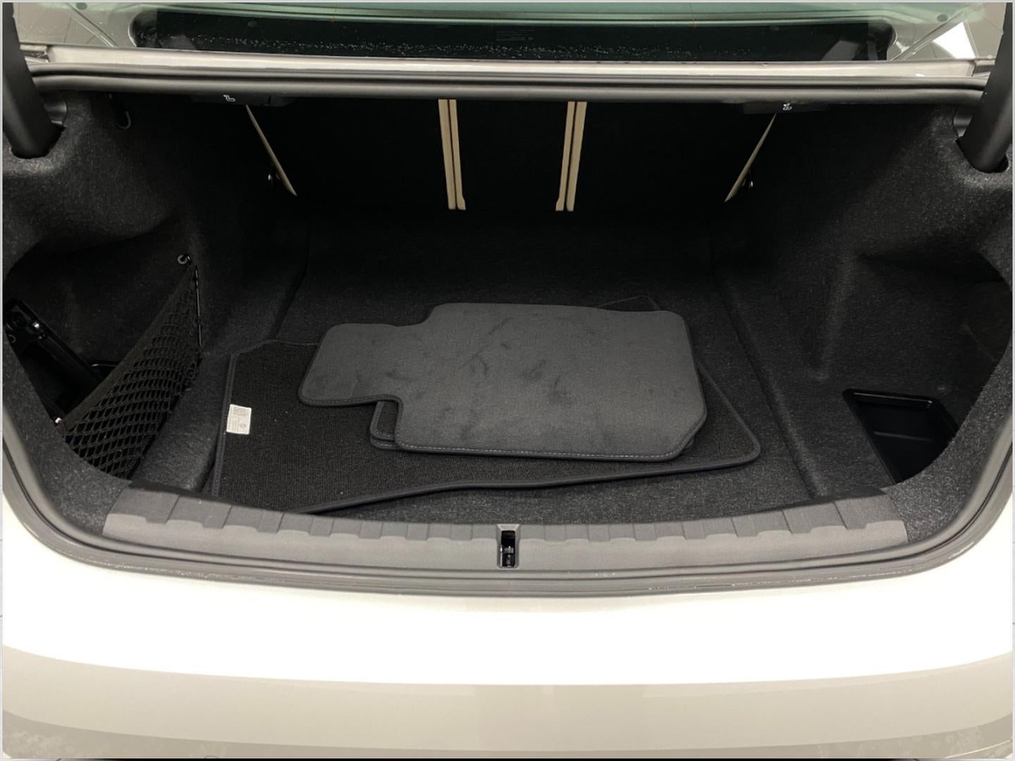 2025 BMW 330i xDrive 330i xDrive Sedan