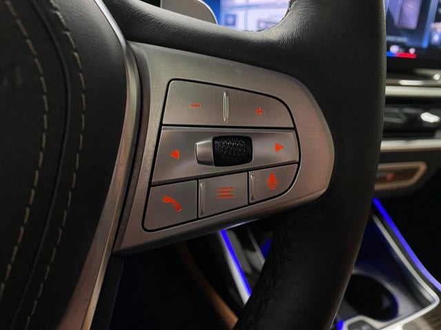 2023 BMW X7 xDrive40i Sports Activity Vehicle