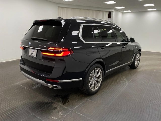 2023 BMW X7 xDrive40i Sports Activity Vehicle