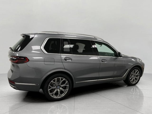 2023 BMW X7 xDrive40i Sports Activity Vehicle