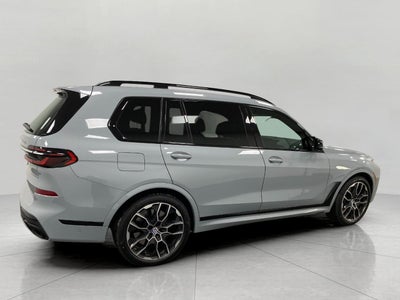 2023 BMW X7 M60i Sports Activity Vehicle