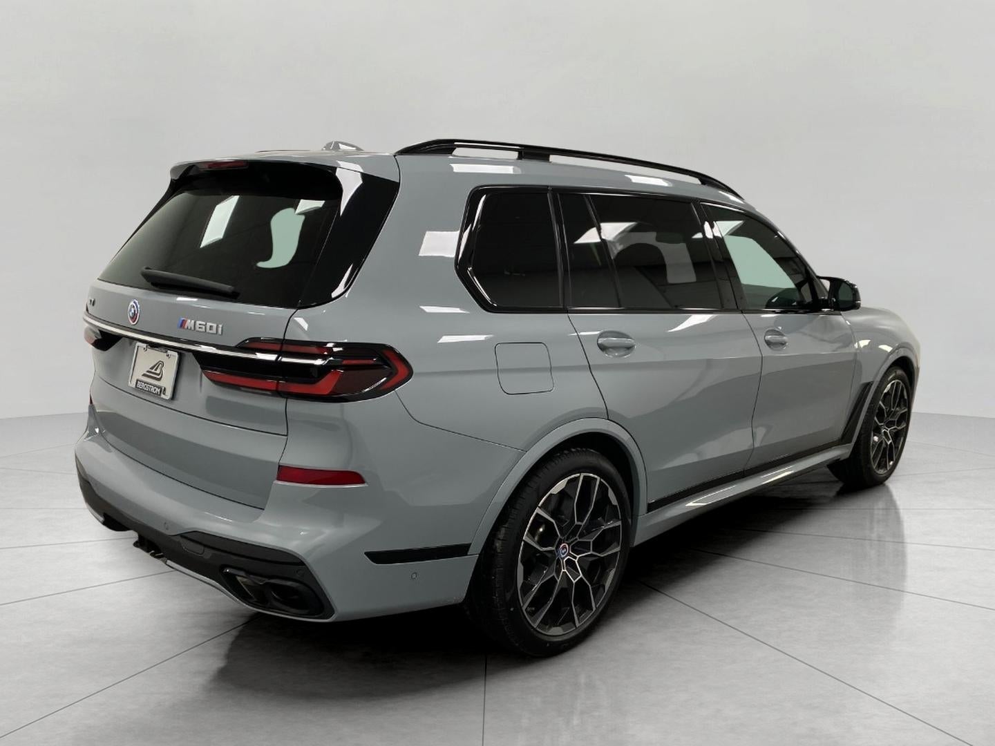 2023 BMW X7 M60i Sports Activity Vehicle