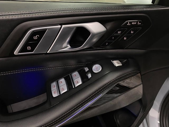 2023 BMW X7 M60i Sports Activity Vehicle