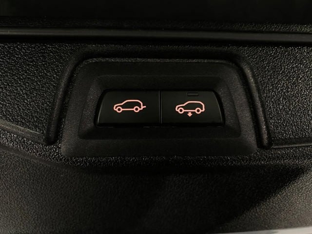 2023 BMW X7 M60i Sports Activity Vehicle