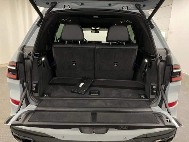 2023 BMW X7 M60i Sports Activity Vehicle