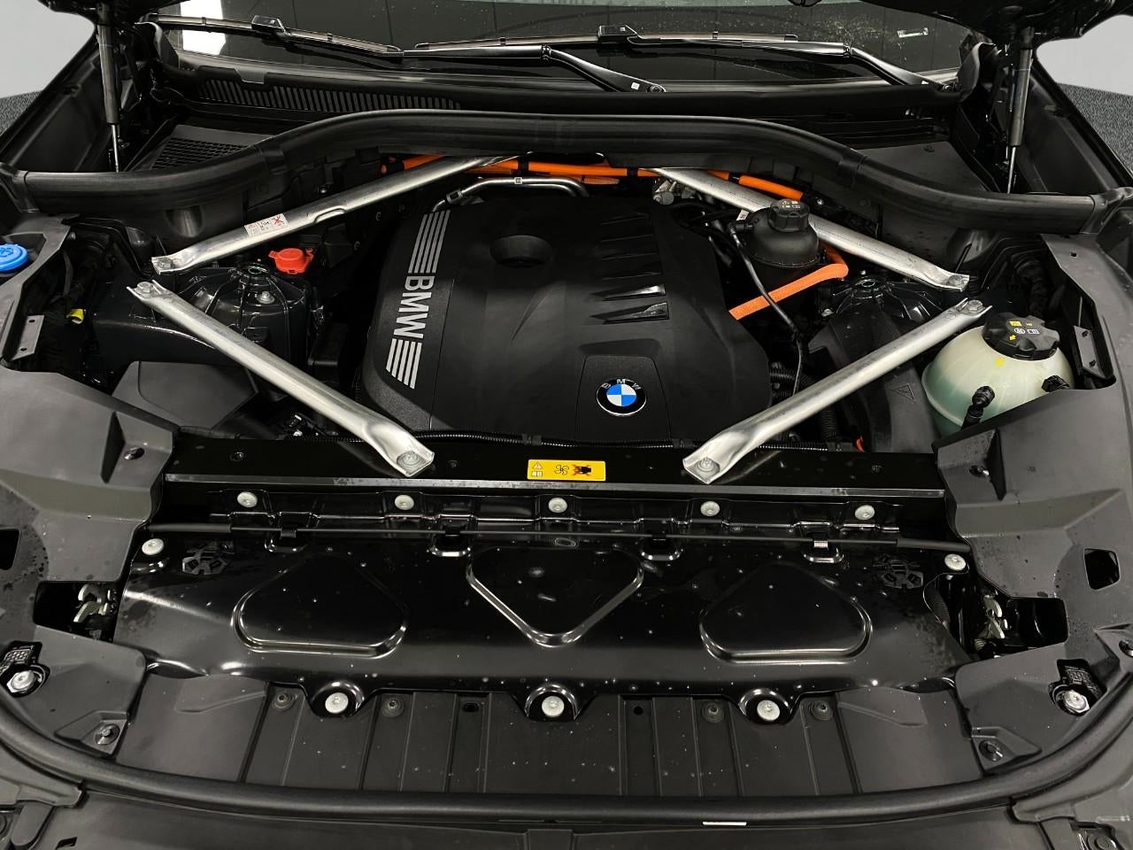 2025 BMW X5 xDrive50e Plug-In Hybrid