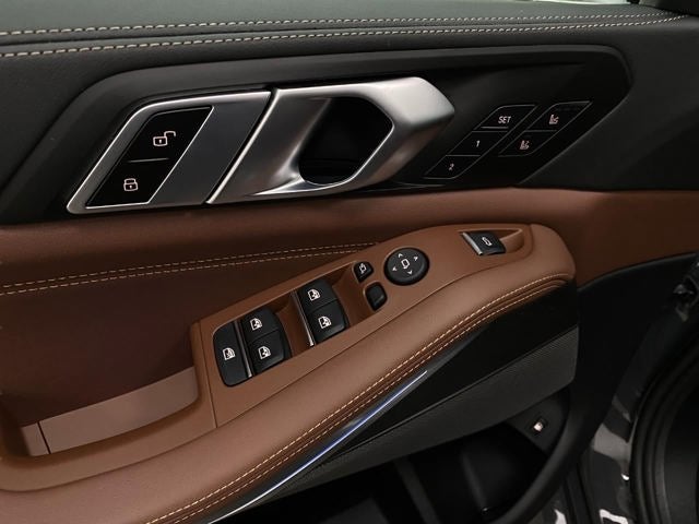 2025 BMW X5 xDrive50e Plug-In Hybrid