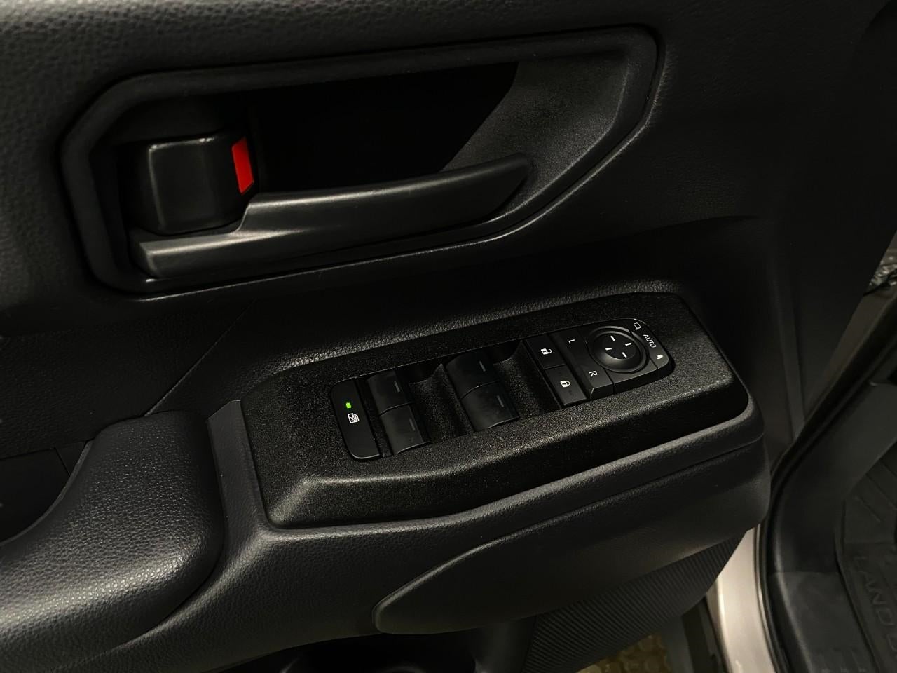 2025 Toyota Land Cruiser 4WD