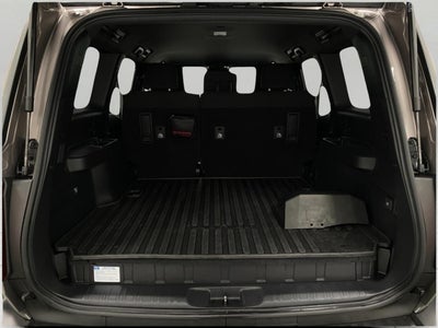 2025 Toyota Land Cruiser 4WD