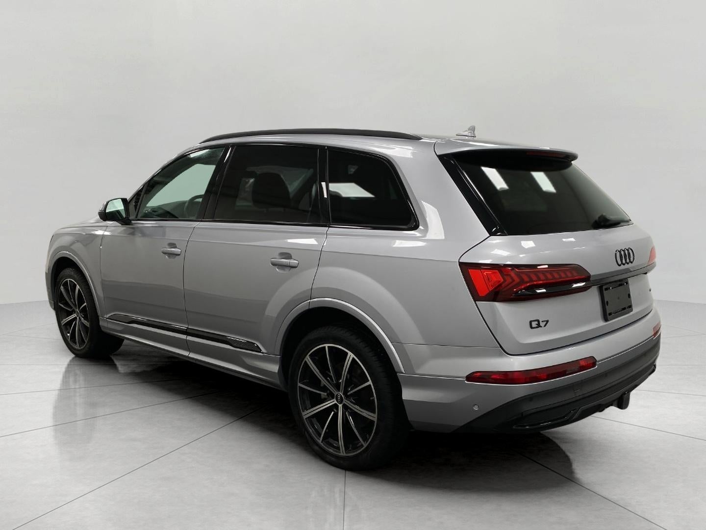 2022 Audi Q7 Premium Plus 55 TFSI quattro