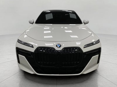2025 BMW 760i 760i xDrive Sedan