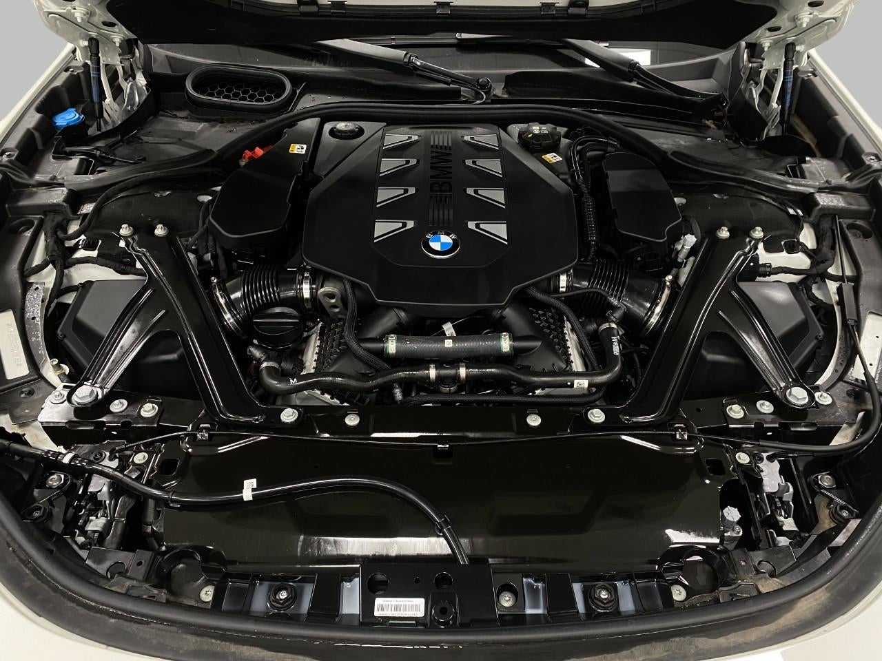 2025 BMW 760i 760i xDrive Sedan