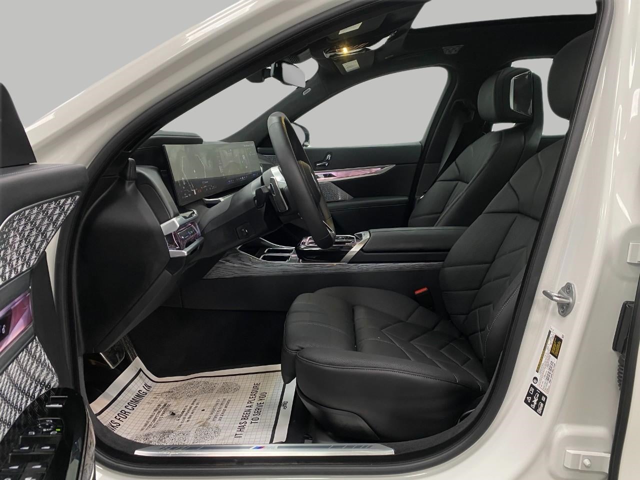 2025 BMW 760i 760i xDrive Sedan