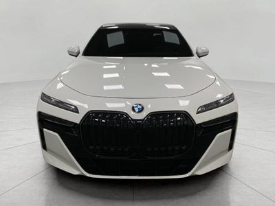 2025 BMW 760i 760i xDrive Sedan